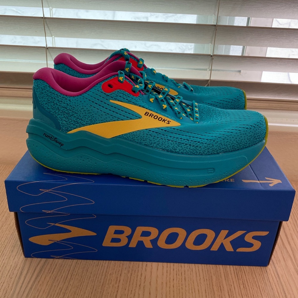 Brooks Ghost Max 2 Run Disney limited edition